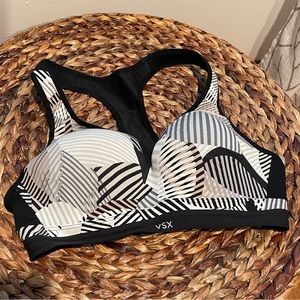Victoria’s Secret Sport - high impact sports bra - 36C